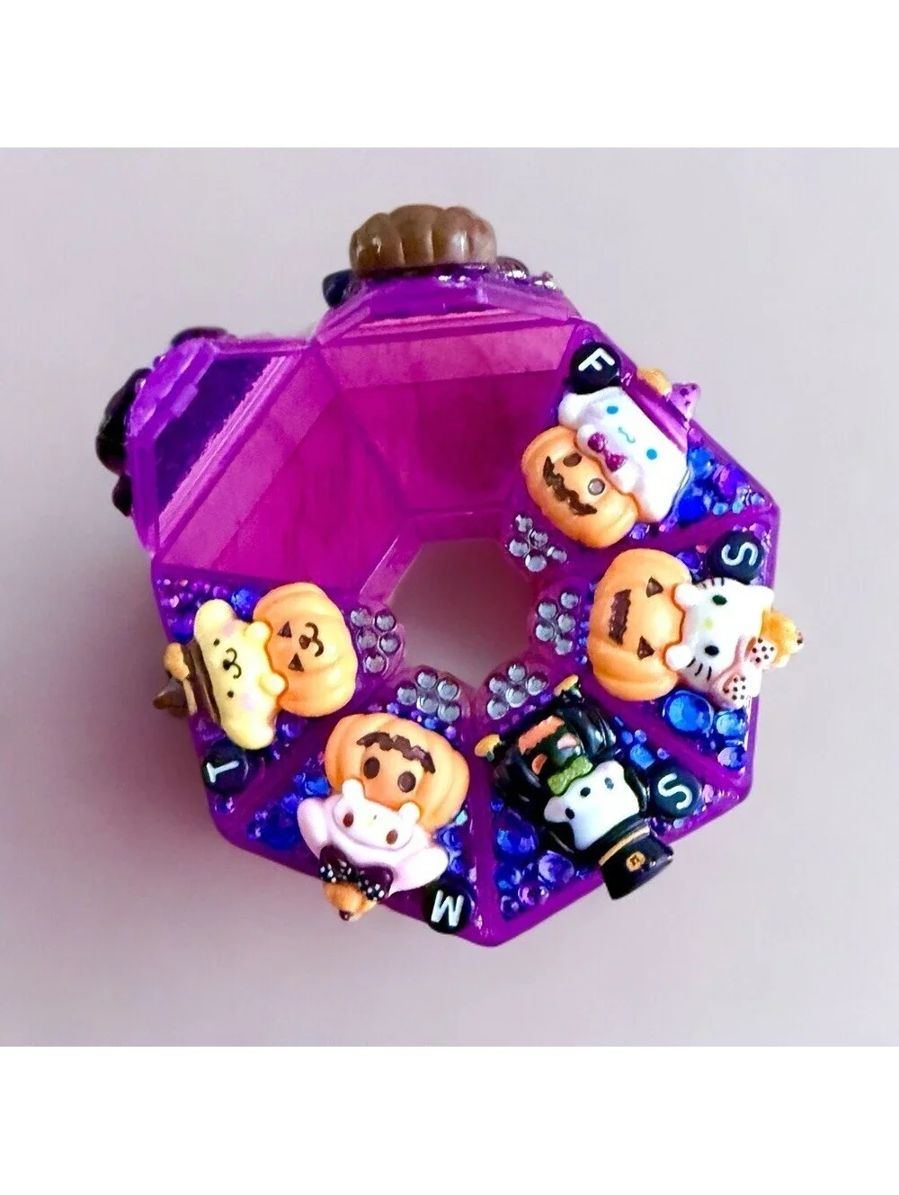 Handmade Pill Case Halloween Hello Kitty Weekly Box Organizer My Melody Pochacco